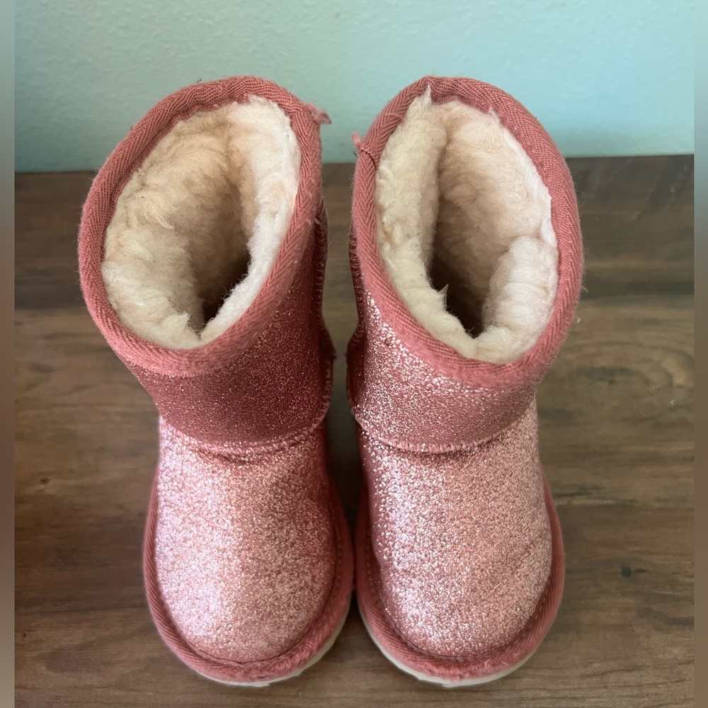 UGG Little Girls Classic II Pink Glitter Winter Warm Cabin Cozy Boots Sz:6